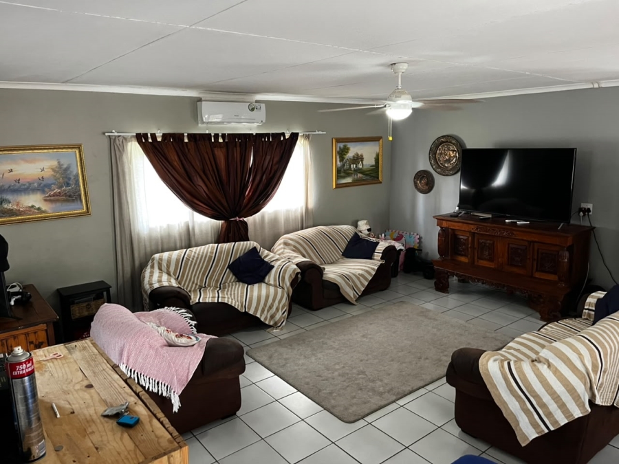 3 Bedroom Property for Sale in La Hoff North West